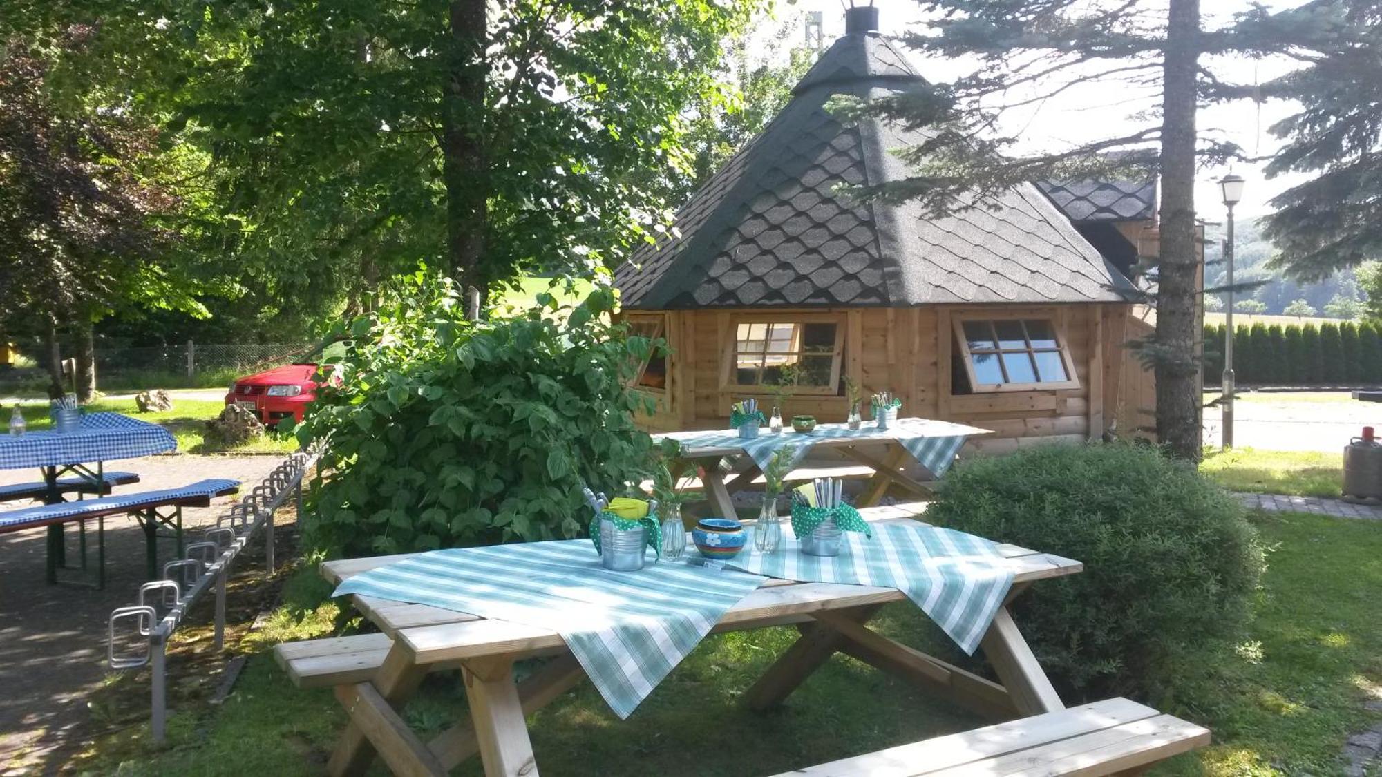 Stahlecker Hof Hotel Lichtenstein  ภายนอก รูปภาพ