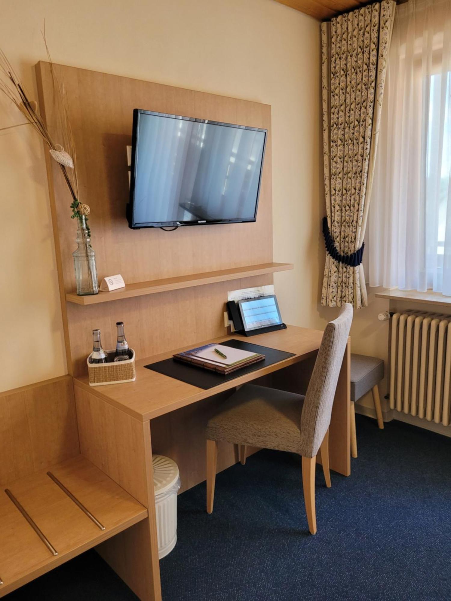 Stahlecker Hof Hotel Lichtenstein  ภายนอก รูปภาพ