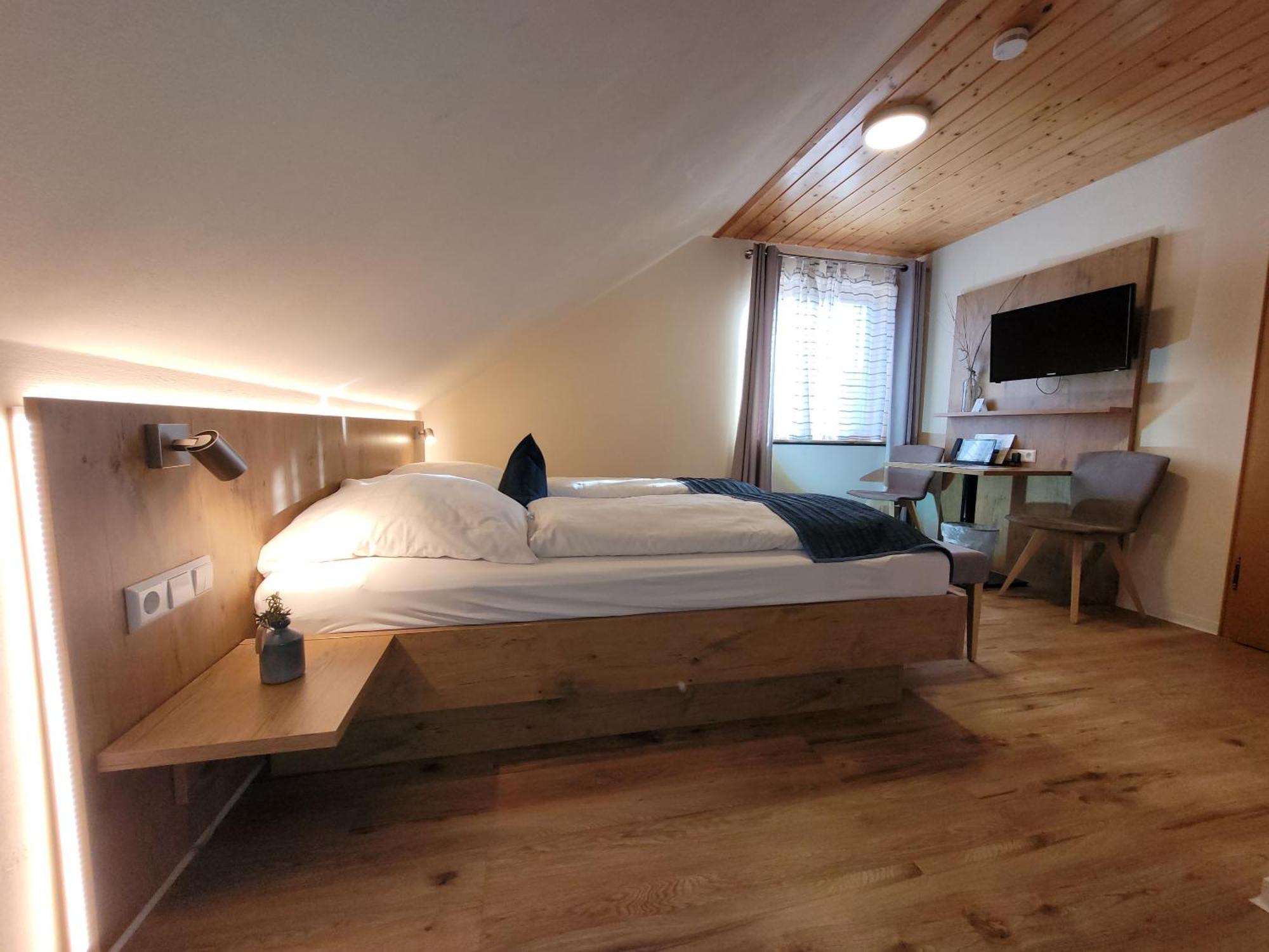 Stahlecker Hof Hotel Lichtenstein  ภายนอก รูปภาพ