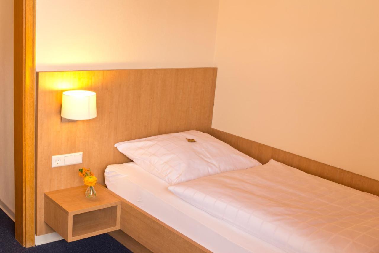 Stahlecker Hof Hotel Lichtenstein  ภายนอก รูปภาพ
