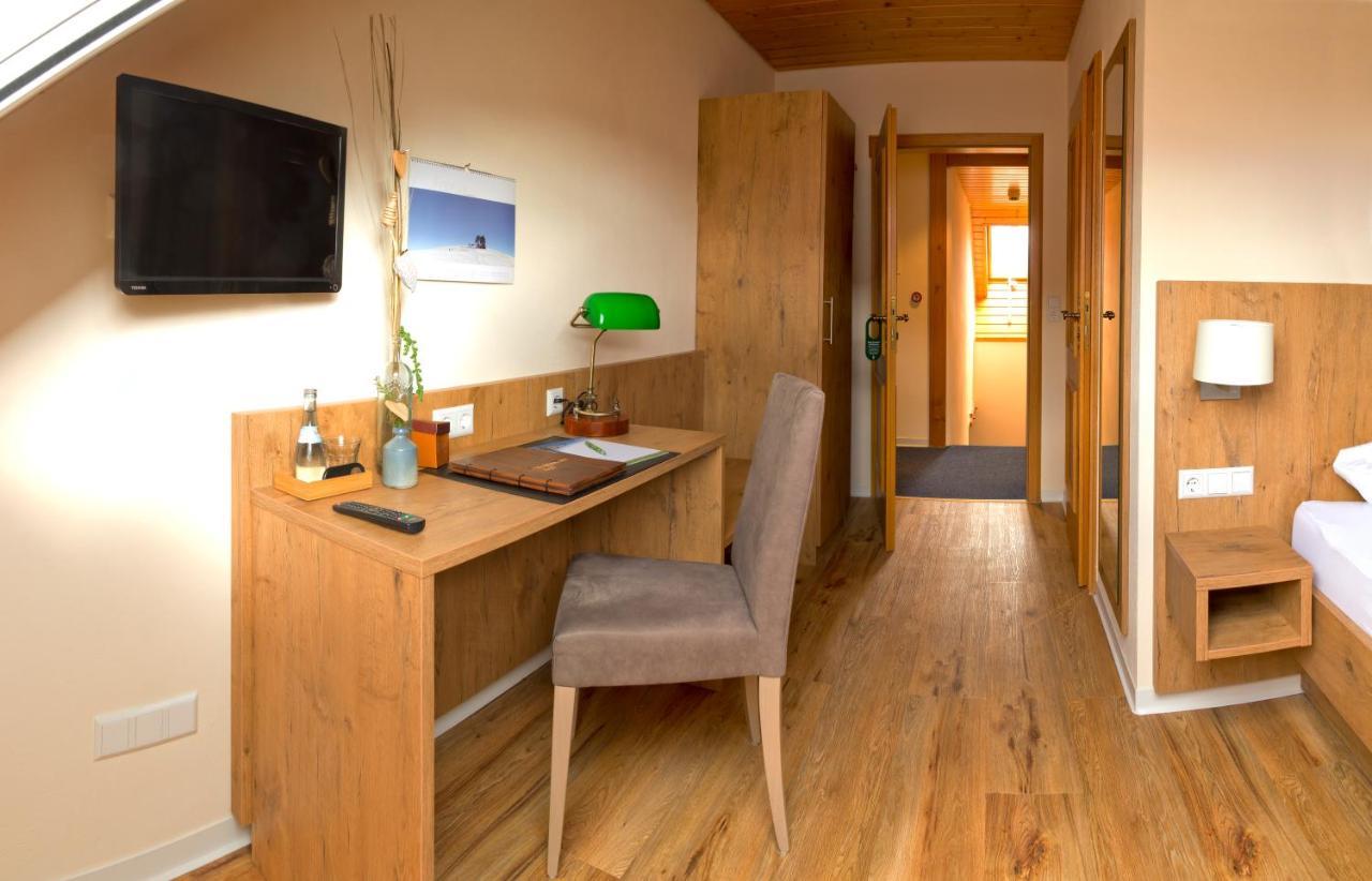 Stahlecker Hof Hotel Lichtenstein  ภายนอก รูปภาพ